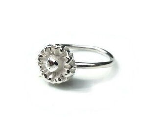Silver Daisy Ring