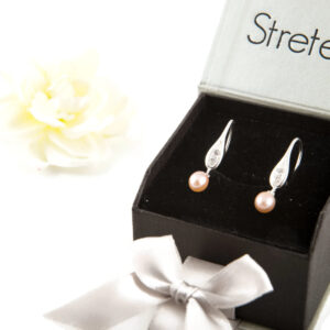 Rose Pink Pearl Earrings